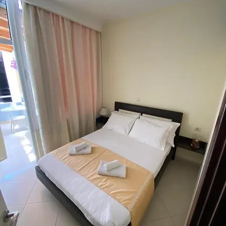 Apartment Paradiso *