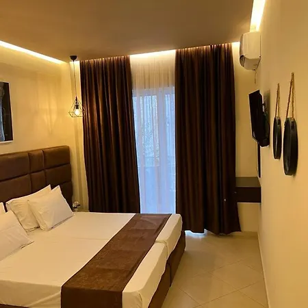 Apartment Paradiso