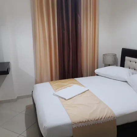 Apartment Paradiso *