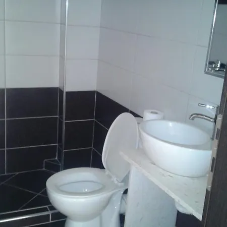 Apartment Paradiso